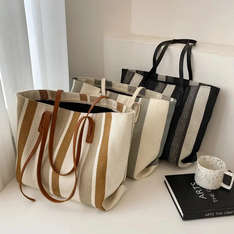 Fashionable womens canvas shoulder bag large capacity high-quality casual handbag shopping beach bag 241205