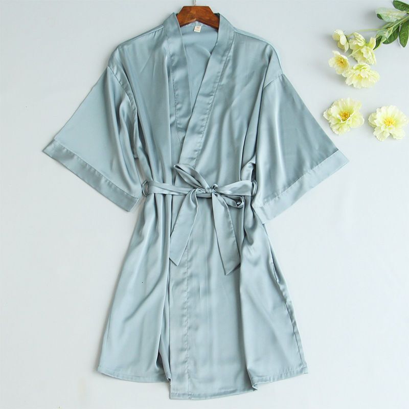 2025 Designer s new sleepwear thin bathrobe summer bathrobe plus fashion size sleepwear women s sleepwear ice silk