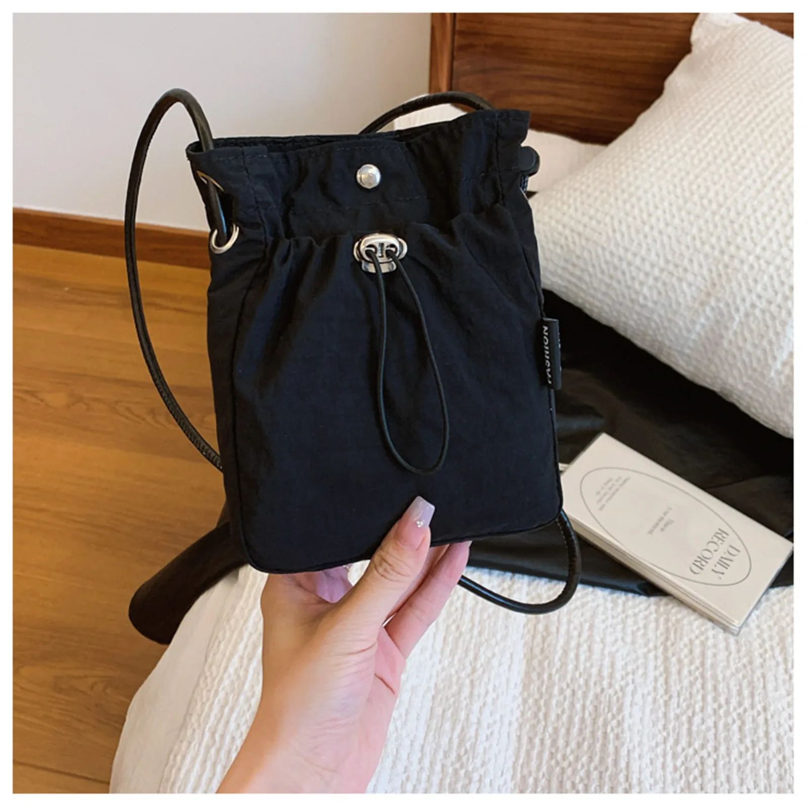 Small square drawstring messenger bag mens mini travel casual lightweight cross body mobile shoulder 241206