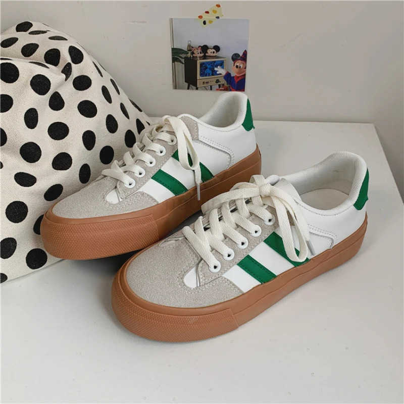 New Wen Fion Casual Shoes 2024 Trend Wens Vcanize Shoes Luxury Shoes for Wan Low Cut Lace -up Wen Casual Sneakers Z241208