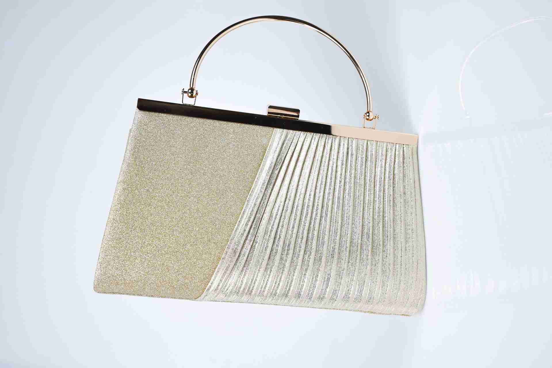 Clutch Bag Wrinkled and Shiny Banquet Bag Handbag with Temperament Hand-held Bag Womens Banquet Bag Diagonal Cross Small Bag Formal Dress Woven Bag 24