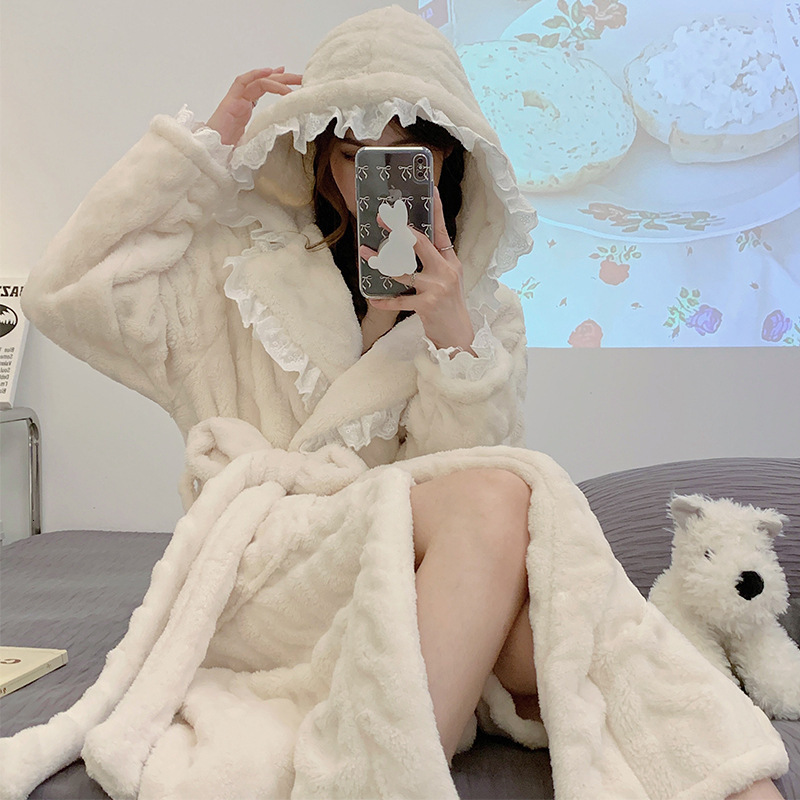 2025 Designer Autumn/Winter Thick and Long Women's Coral Sexy Lace Velvet Pajamas New Bathrobe fashion Home Clothes