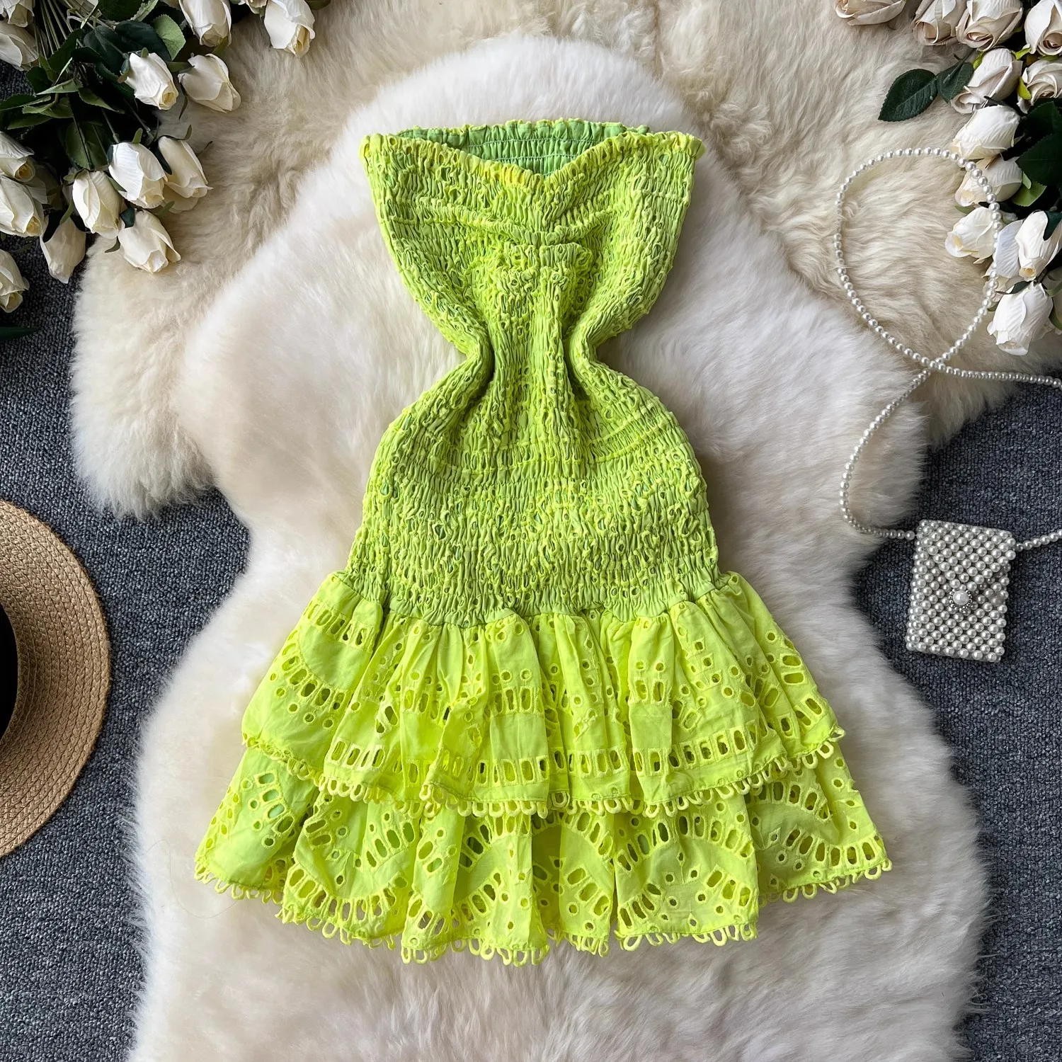 Basic Casual Dresses Summer Holiday Cotton Sexy Embroidery Dresses Women Beach Hollow Out Strapless Backless Stretch Layer Ruffles Cake Mini Vestidos 
