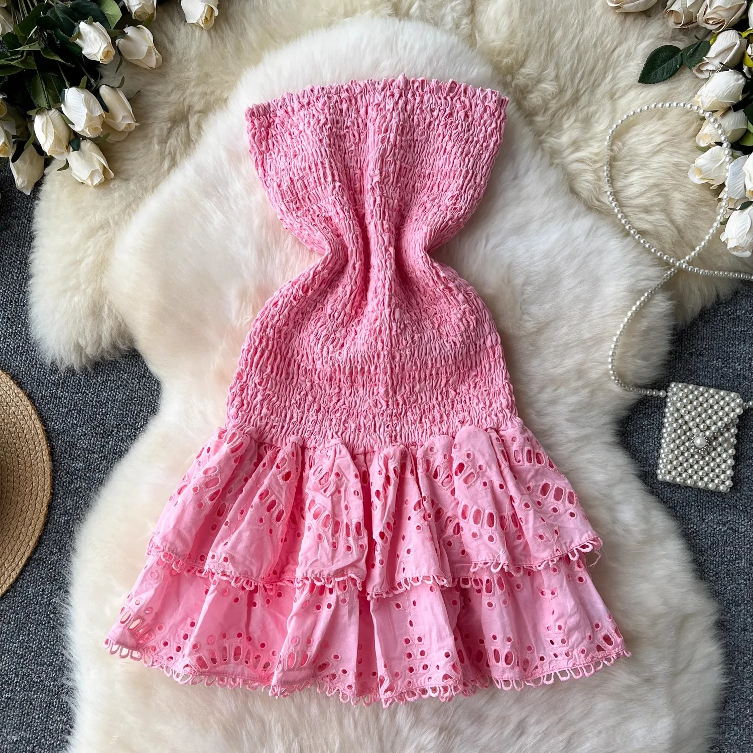 Basic Casual Dresses Summer Holiday Cotton Sexy Embroidery Dresses Women Beach Hollow Out Strapless Backless Stretch Layer Ruffles Cake Mini Vestidos 