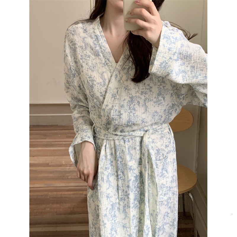 2025 Designer s fashion autumn new INS Korean gentle lazy long sleeved home nightgown bathrobe sweet girl