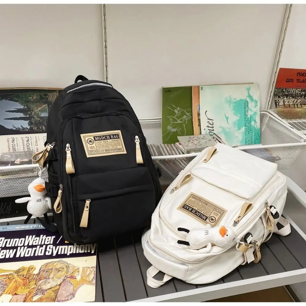 Womens Girl Backpack Cool Leisure Fashion College Laptop Female Student Backpack Travel Nylon Book Fashion Backpack 241206