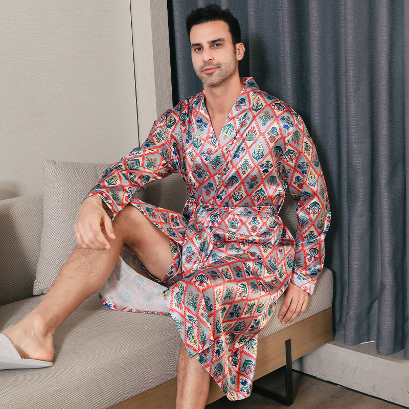 2025 Designer s new men s fashion long sleeved pajamas pajamas spring and autumn styles youth bathrobes casual home wear