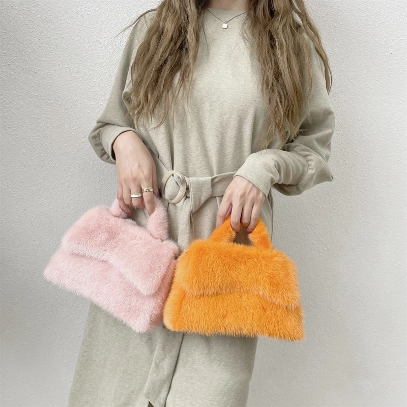 Womens mink fur bag solid color handbag plush casual womens handbag shoulder bag fashionable and exquisite shopping bag 241206