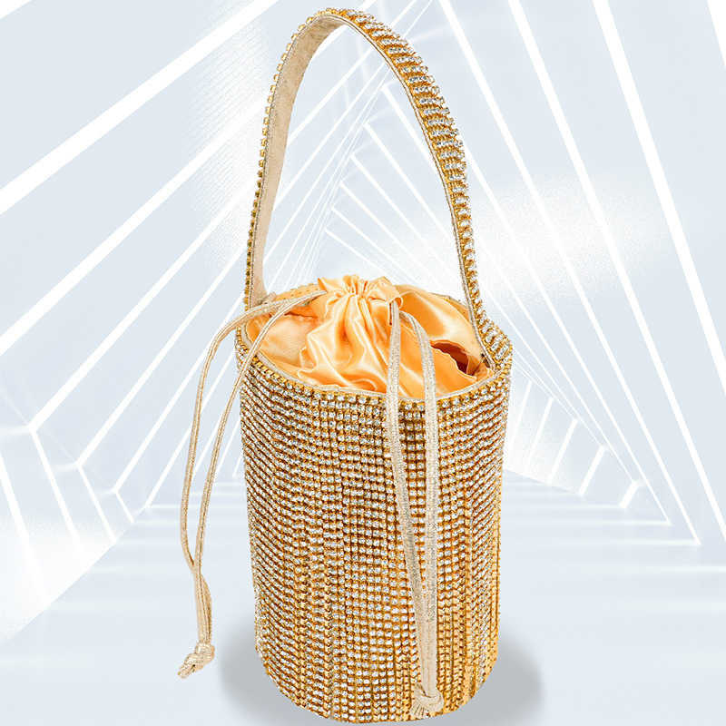 Clutch Bag Urban Minimalist Womens Hand-held Commuting Bag with Large Capacity Drawstring Versatile and High-end Crossbody Bag 240920