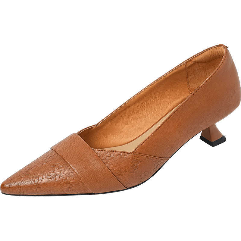 Great to wearNew sheepskin fashion shoes for women pointed and comfortable shallow mouth single shoes for commuting foot covers wine glasses and work 