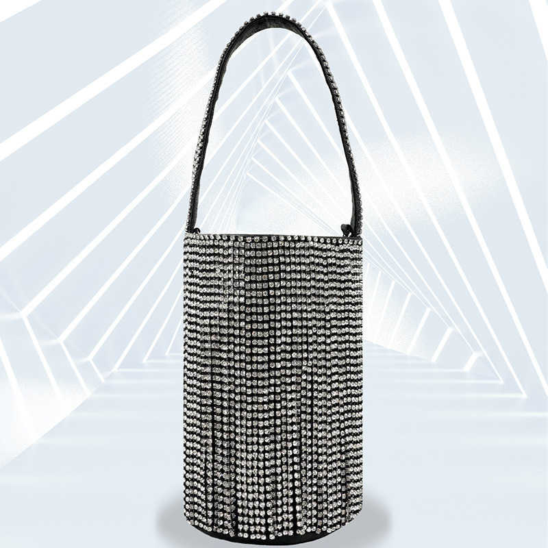 Clutch Bag Urban Minimalist Womens Hand-held Commuting Bag with Large Capacity Drawstring Versatile and High-end Crossbody Bag 240920