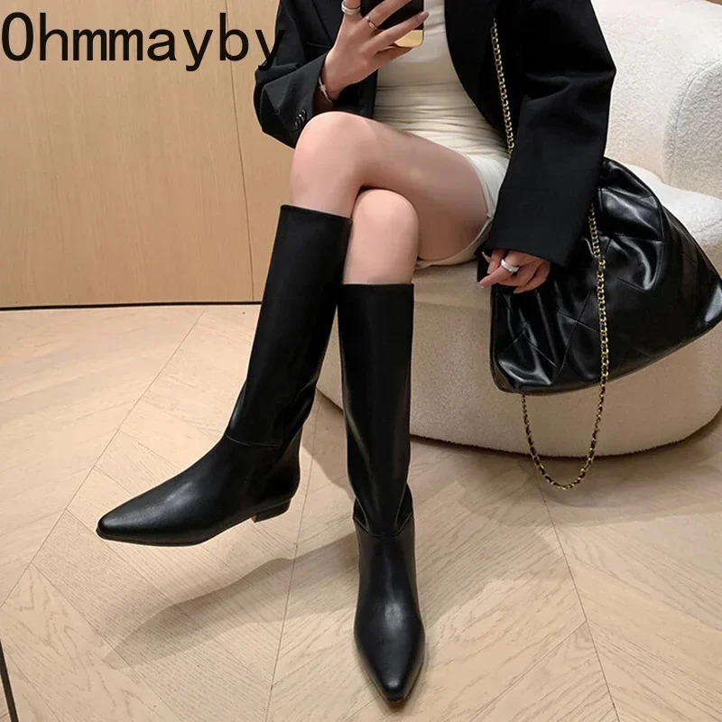 Retro Womens Knee High Boots Fashion Slippery Long Boots Autumn Winter Low Boots Womens Warm Short Fur Velvet Shoes 241205