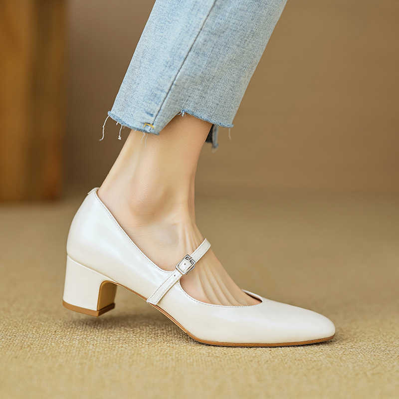 33 40New Cow Lacquer Leather Mary Jane Shoes for Women Round Head Shallow Mouth Medium Coarse Solid Color Commuter Fashion Shoes