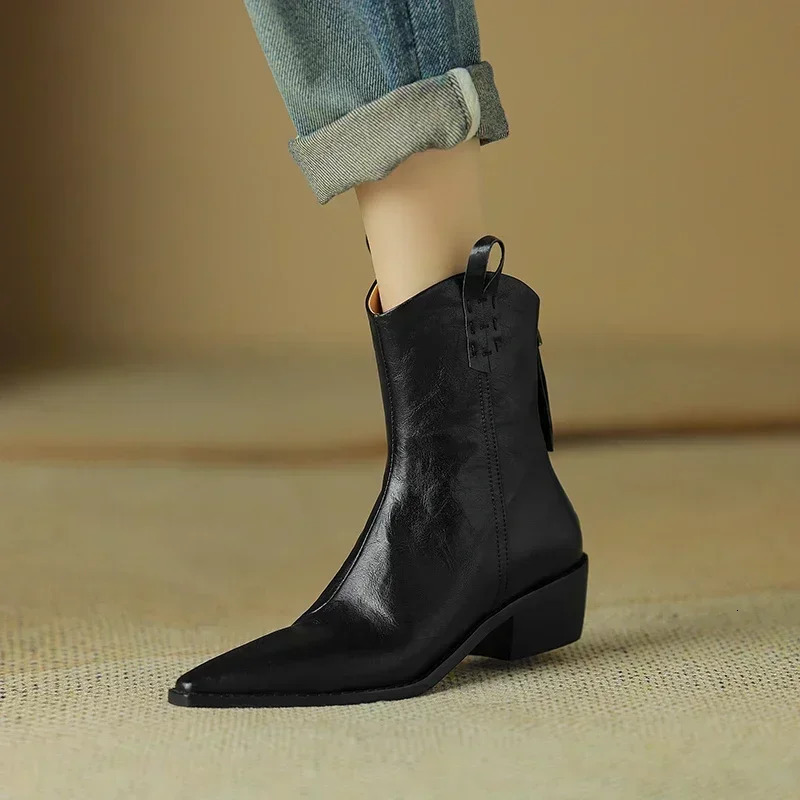 Autumn/Winter Womens Boots Genuine Leather Western style Boots Womens Boots Pointed Toe Chuchea Boots Retro Foot Boots 241206