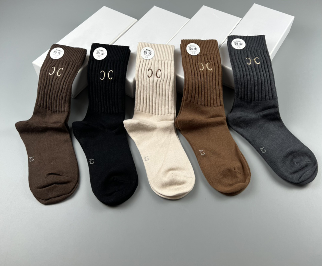 new style 2024 designer socks men women pure Cotton Classic embroidery Solid Color Breathable Black White Gray Football running Stocking 1 lot 5 pairs with box