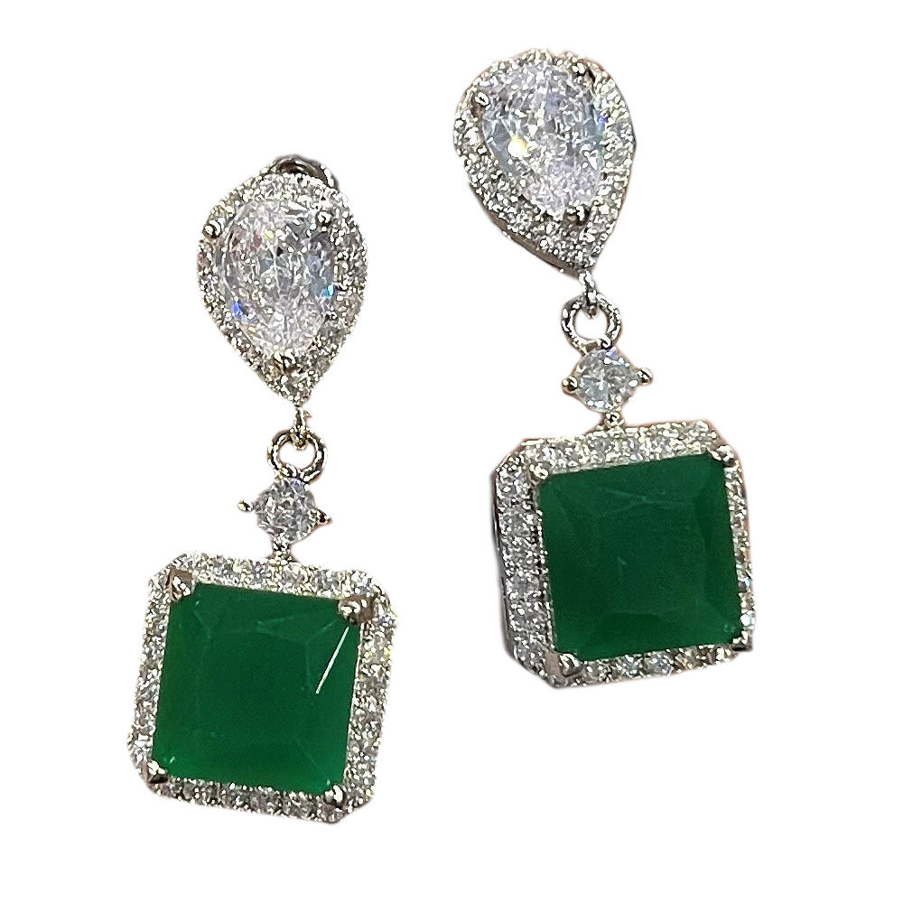2025 Handmade Ins Top Sell Dangle Earrings Luxury Jewelry 925 Sterling Silver Princess Cut Emerald CZ Diamond Party Elegant Women Wedding Drop Earring