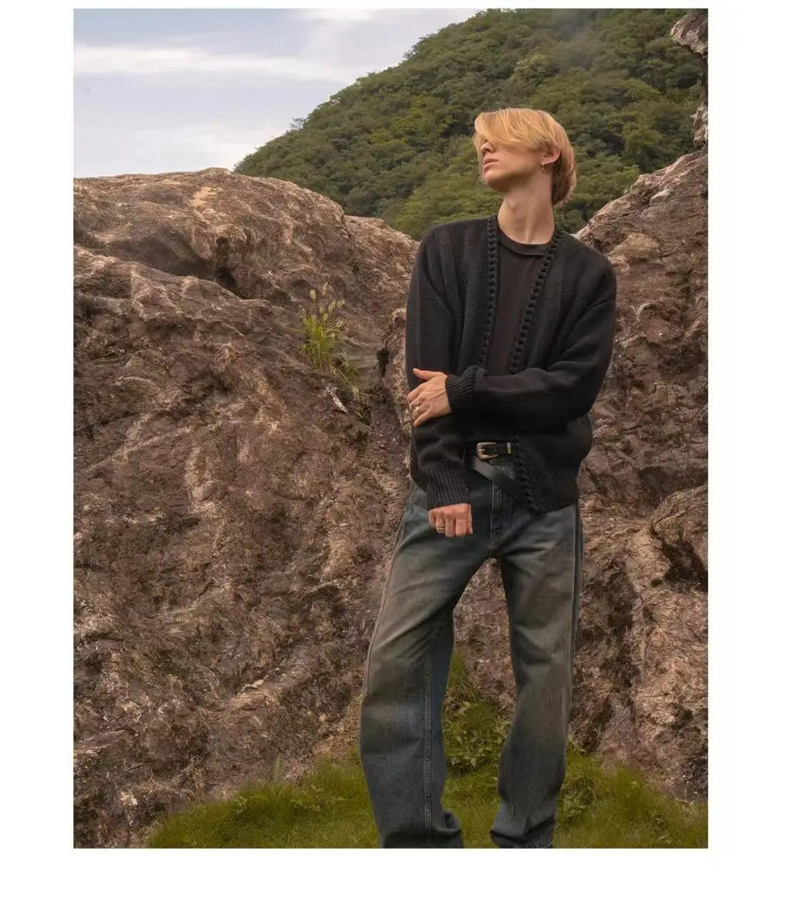 Vintage overweight mens cardigan with jacquard weaving handmade knitting top autumn wool knitting jacket 241205