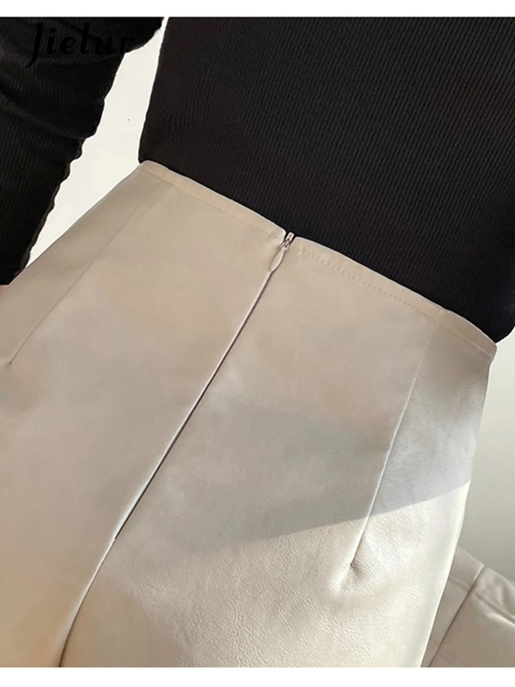 Jielur Pu Leather Almond Black Korean Fashion Wide Leg Leather Shorts for Women Autumn/Winter Casual High Waist Shorts for Women 241206