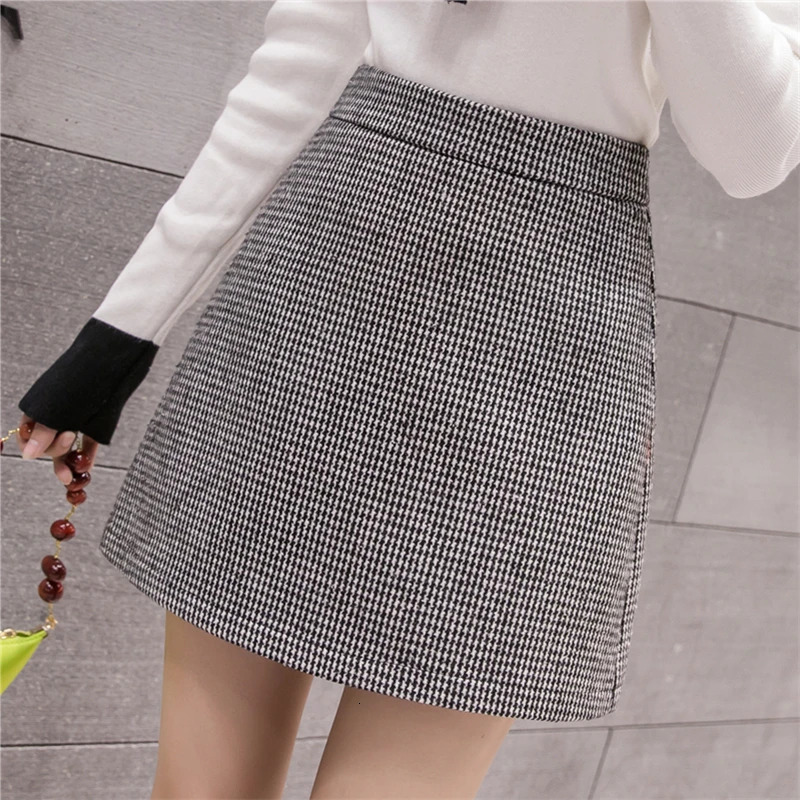 Autumn Winter Fashion Plaid A-Line Mini Skirt Womens High Waist Wool Skirt Womens Casual All match Basic Skirt 241205