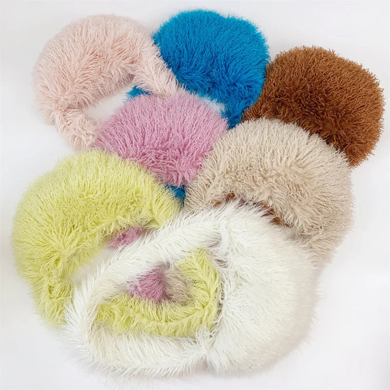 Artificial wool womens fur shoulder bag winter fashion womens artificial fur cross body bag large capacity womens plush handbag 241206