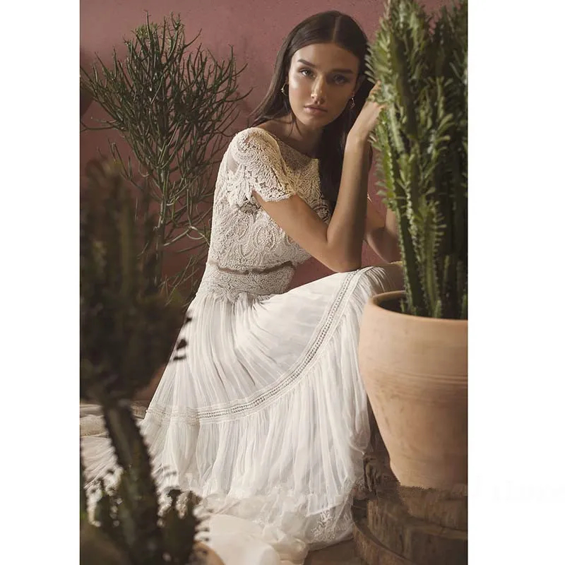 Sexy Backless A Line Bohemian Wedding Dress Lace Appliques Chiffon Ivory Beach Bridal Gowns Crew Neck Short Sleeves Illusion Empire Waist Boho Bride D