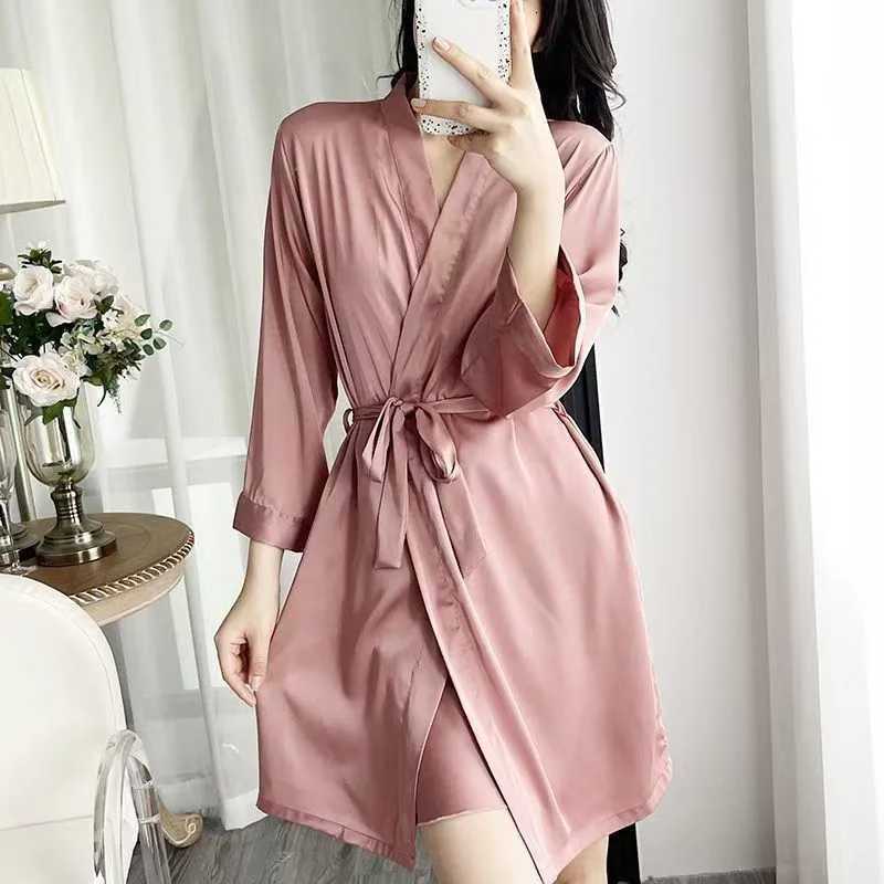 2025 Designer s new pajamas women fashion s summer slim ice silk nightgowns home wear hotel bathrobes