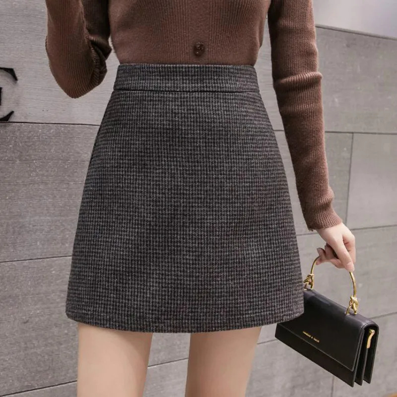 Autumn Winter Fashion Plaid A-Line Mini Skirt Womens High Waist Wool Skirt Womens Casual All match Basic Skirt 241205
