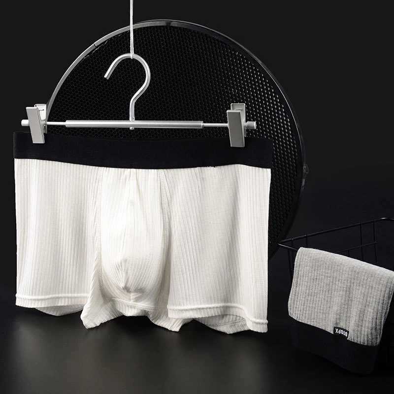 Mens underwear made of cotton boxer fabric breathable sweatshirt absorbent and sexy shorts X241207