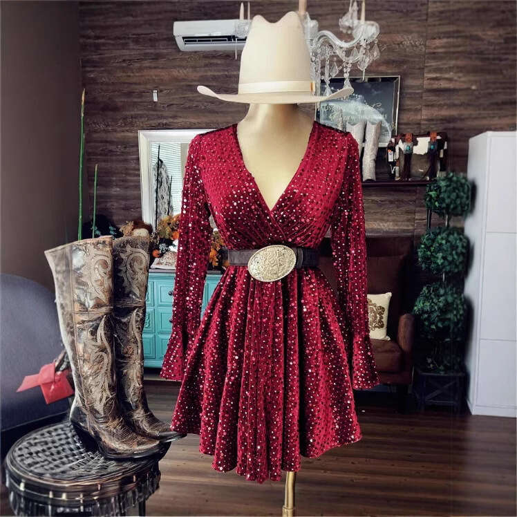 European and American V-neck flared sleeves women's sequined performance dress with ing fabric, 2024 temperament versatile new trendy clothing in