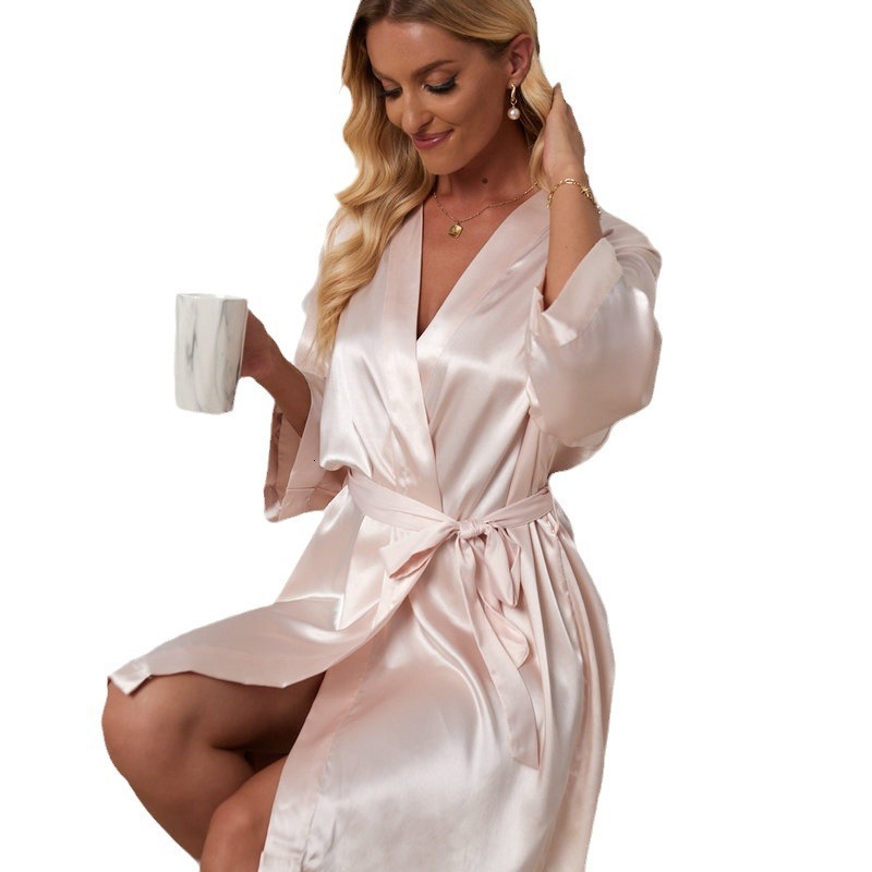 2025 Designer s new pajamas women fashion s summer slim ice silk nightgowns home wear hotel bathrobes