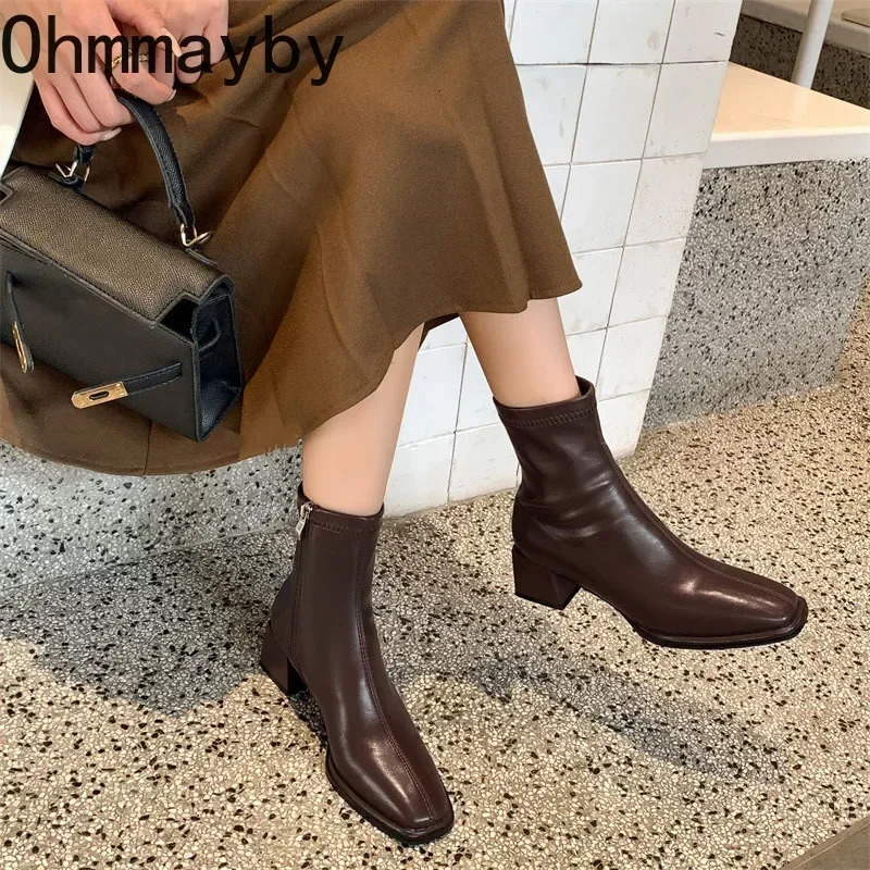 autumn and winter foot pedal boots fashionable square foot pedal zipper womens casual Chelsea boots soft leather short boots 241206