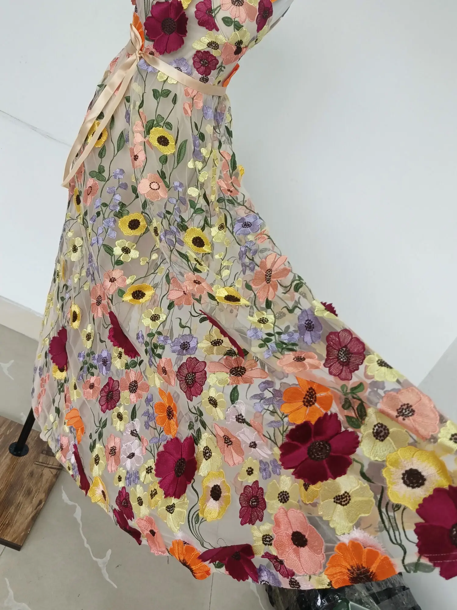 Basic Casual Dresses Summer 3D Flower Embroidery Lace Dresses Women Mesh Tulle Sexy Dress Female Vestidos Longo Evening Prom Dress Party Night