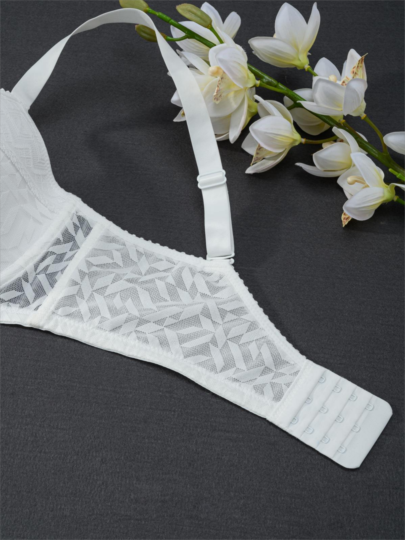 Large Thin Lace Edge Sexy Fashion Steel Rim Bra-ss2023101D