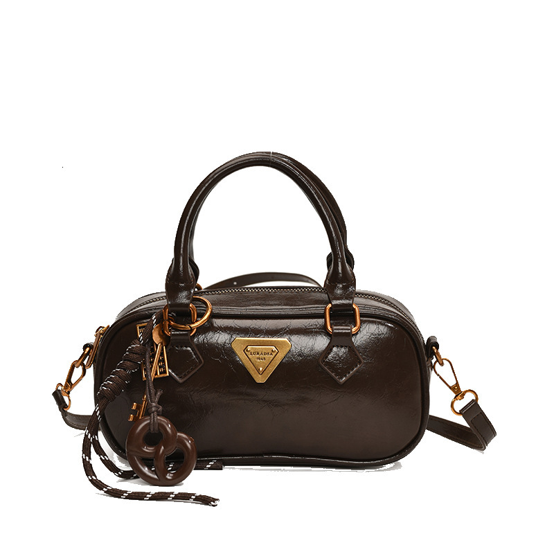 High end Boston handbag 2025s designer autumn and winter new versatile fashionable women shoulder bag crossbody bag