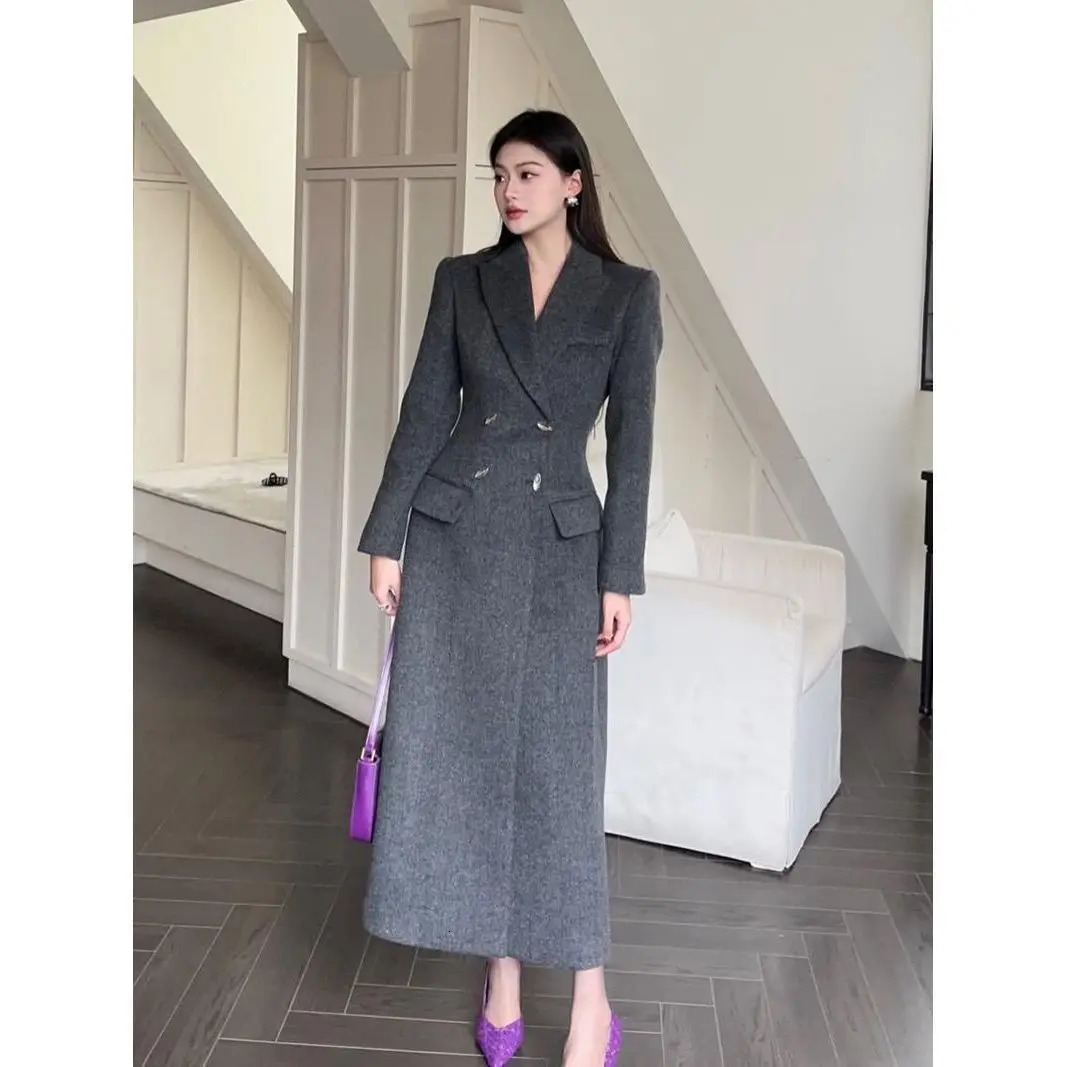 High end Hepburn style gray thick suit womens wool coat winter clothing coat commuting fashion long coat womens clothing 241204