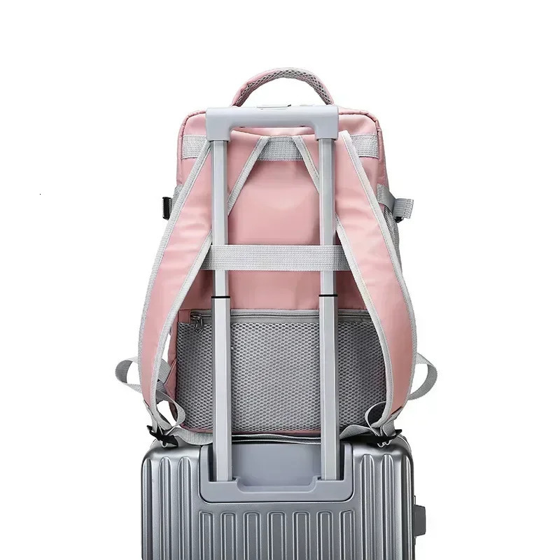 Multifunctional Travel Backpack For Women USB Charging Port Waterproof Sport Fitness Storage Bag Trekking Mountaineering Bag 241226