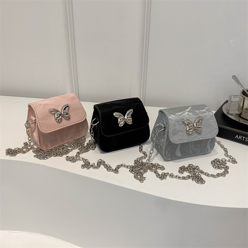 Mini Butterfly Shoulder 2025S Designer New Fashion Texture Women Chain Crossbody Bag Small Fresh Zero Wallet