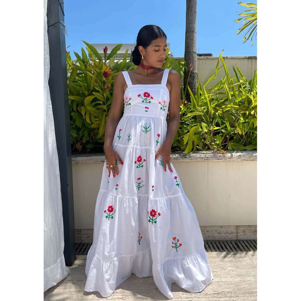 New Embroidered Pleated Camisole For Women's Wear, Beach Vacation Long Dress B2