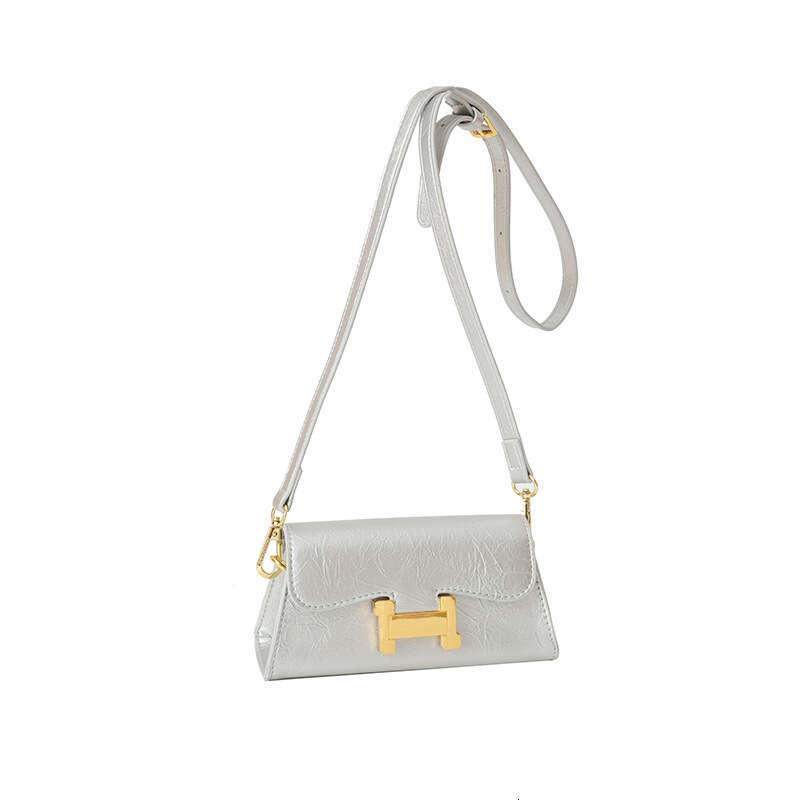 French style niche light luxury armpit for women 2024 new fashion trend handbag, summer versatile baguette bag