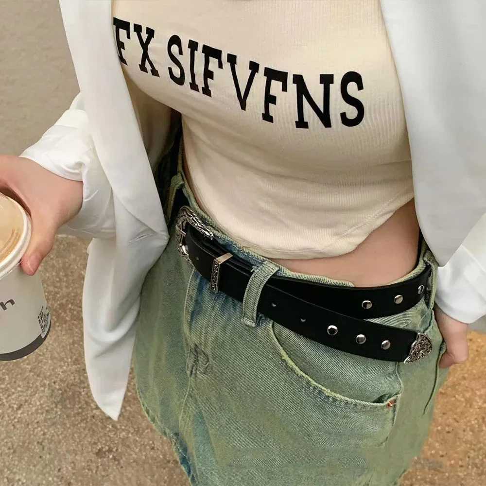 Retro Rivet Gothic Belt Brand Punk Y2k Metal Buckle Design Pu Belt Wen Mens Jeans Pants Decorative Belt X241209