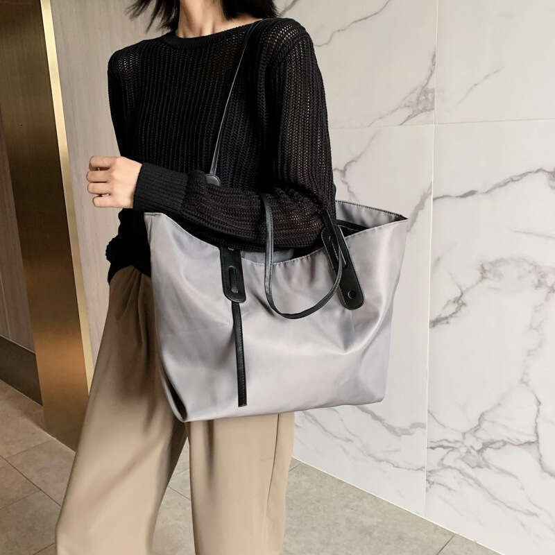 2024 New Large Capacity Oxford Cloth Shoulder Commuter Ins Trendy Girl Underarm Student Handheld Tote Bag