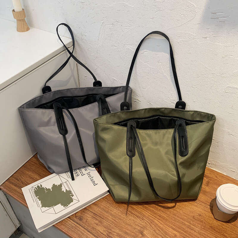 2024 New Large Capacity Oxford Cloth Shoulder Commuter Ins Trendy Girl Underarm Student Handheld Tote Bag