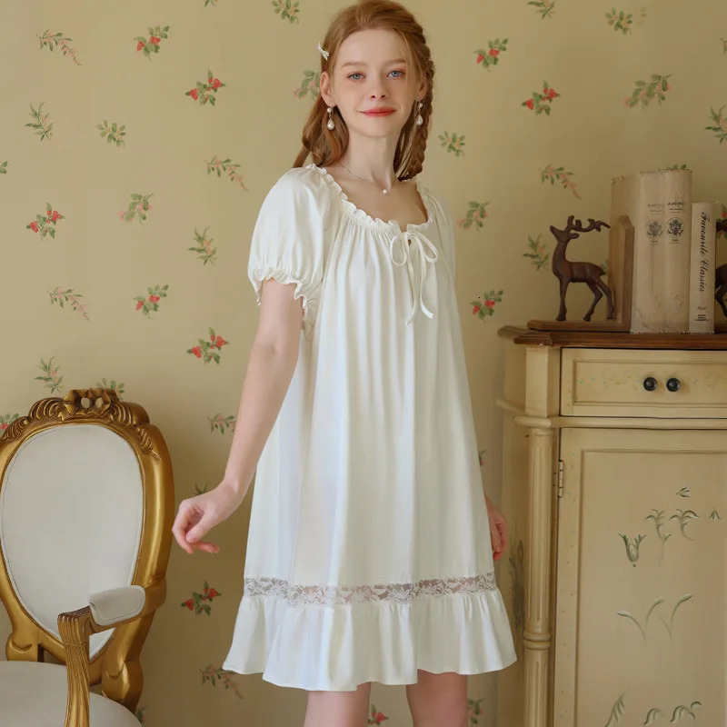 Sweet Princess Short Sleeves Lace Nightdress French Sexy Knee-Length Nightie Comfy Cotton Loose Homedress Nightwear For Women 241209
