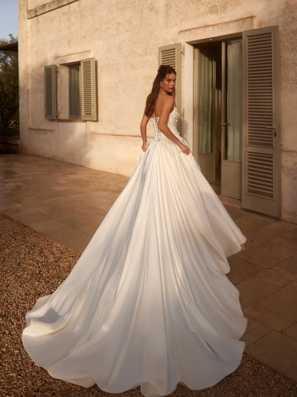 Elegant Wedding Dress For Women Strapless Sleeveless Gown Sequins Appliques Lace Up Sweep Train Dresses Custom Made Vestidos De Novia