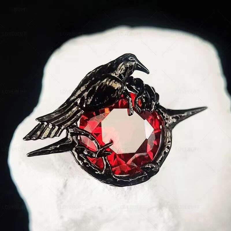 Love and Deep Space Ancient Style Crow Brooch Personalized Fashion Design Night Attack Chapter Birthday Gift Decoration