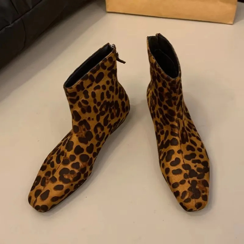 Flat shoes flat shoes suede warm womens shoes winter square toe casual Chelsea 2025 trend low boots snow boots unprinted Zapatos 241206