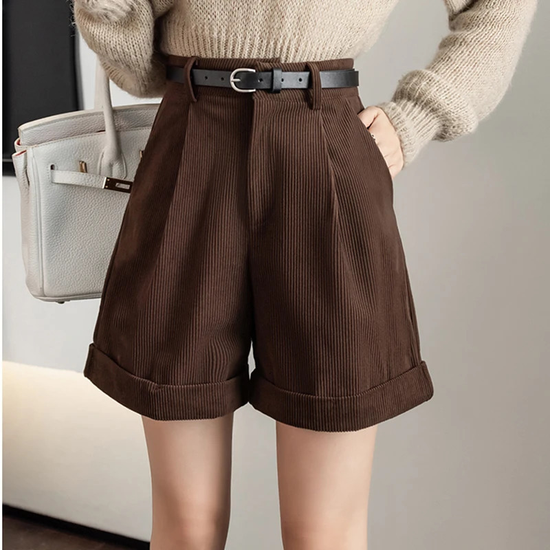 Fashion streetwear winter denim shorts womens casual loose wide leg cargo shorts womens high waisted wool boots shorts 241206