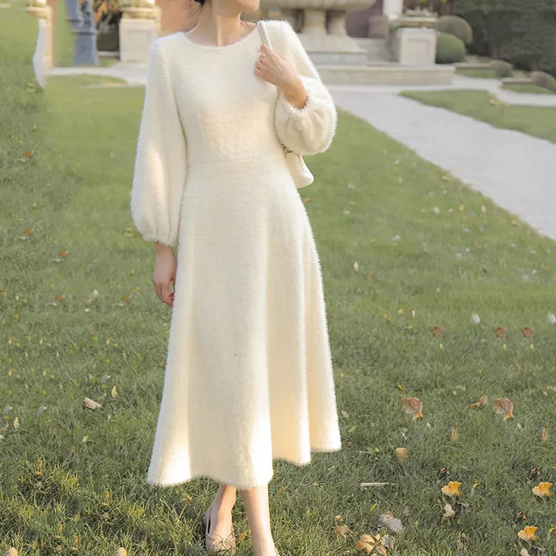 Womens winter clothing mink fur dress thick O-neck sweater A-line floral dress womens casual dress 241206