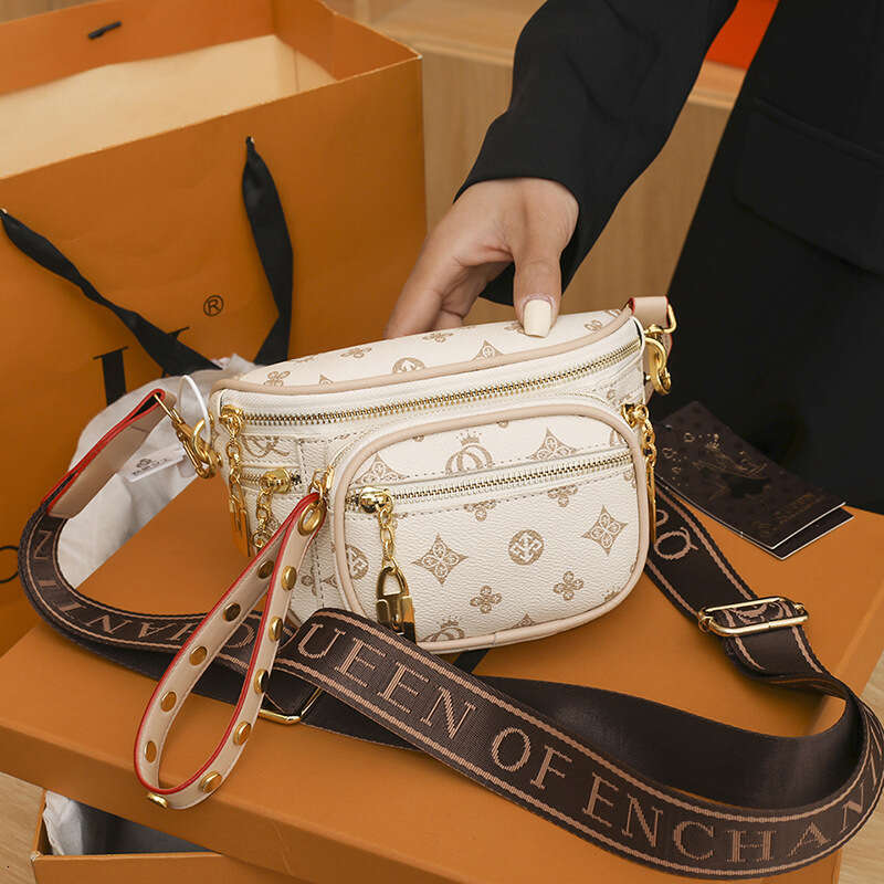 Chest women's fashionable casual letter waist bag, temperament style, single shoulder crossbody bag