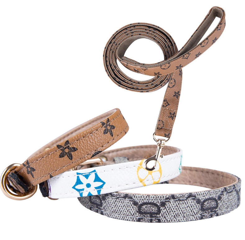 DHL 5 styles Adjustable PU Leather Pet Collars Fashion Letters Print Old wers Leashes for Cat Dog Necklace Durable Neck Decoration Accessory Pets Supp